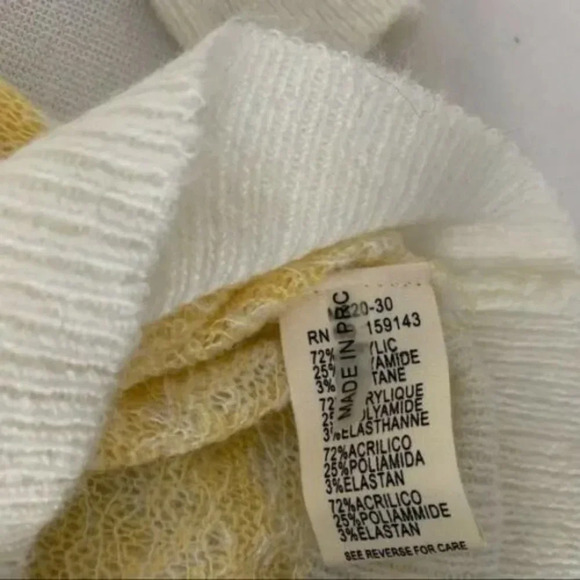 Women's Sweater Yellow White Wave Knit Pullover Soft Lightweight Long Sleeve S - Picture 4 of 5